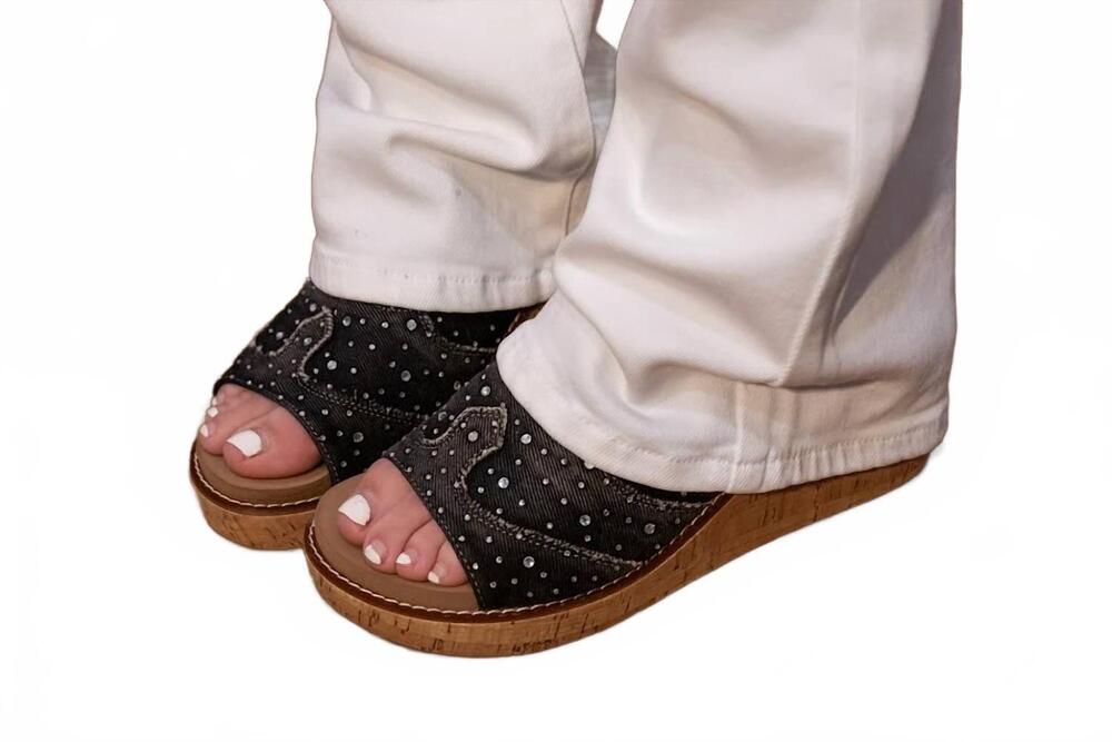 NEW CORKYS FOOTWEAR women's denim wedge sandals in black washed
